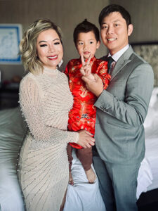 Lysa Ho con su familia