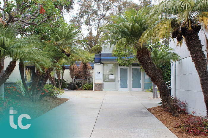 New TrueCare Vista Way Acupuncture & Chiropractic in Oceanside, outside walkway to front door